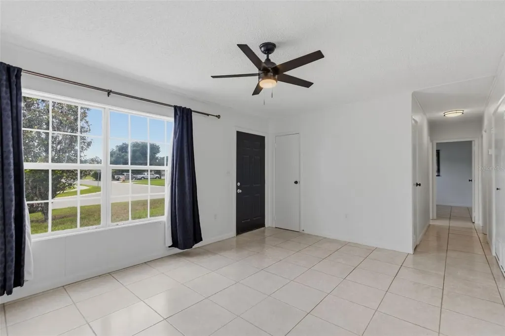208 Avalone Drive Apopka FL 32703