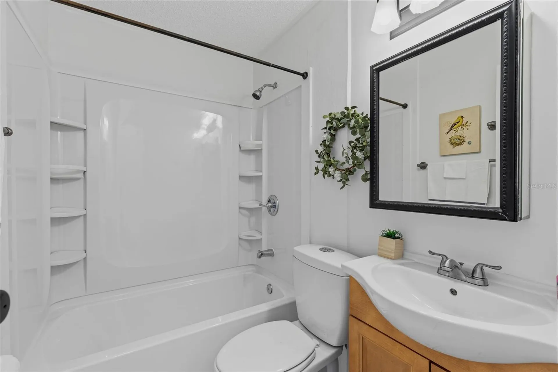 208 Avalone Drive Apopka FL 32703