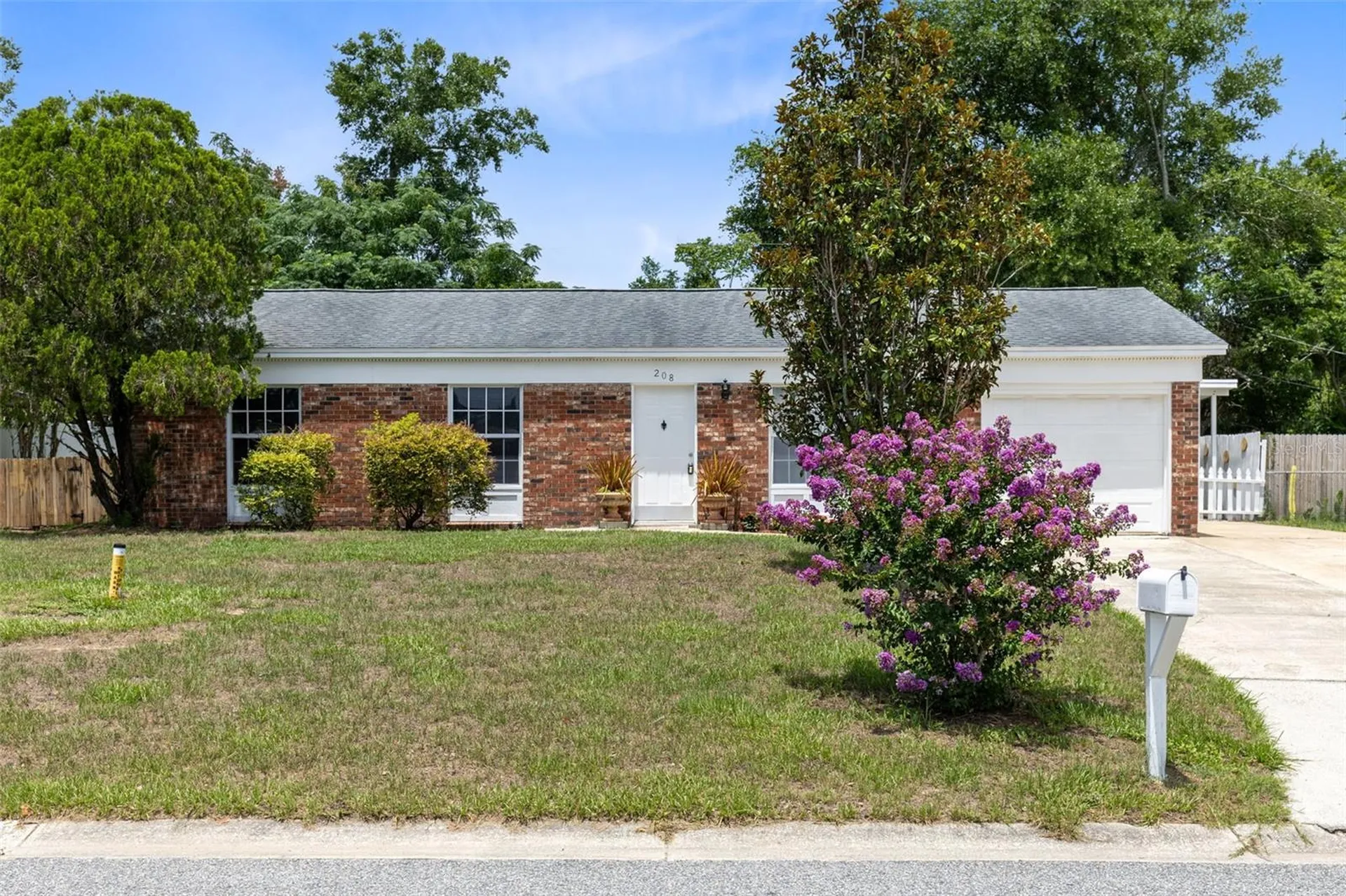 208 Avalone Drive Apopka FL 32703