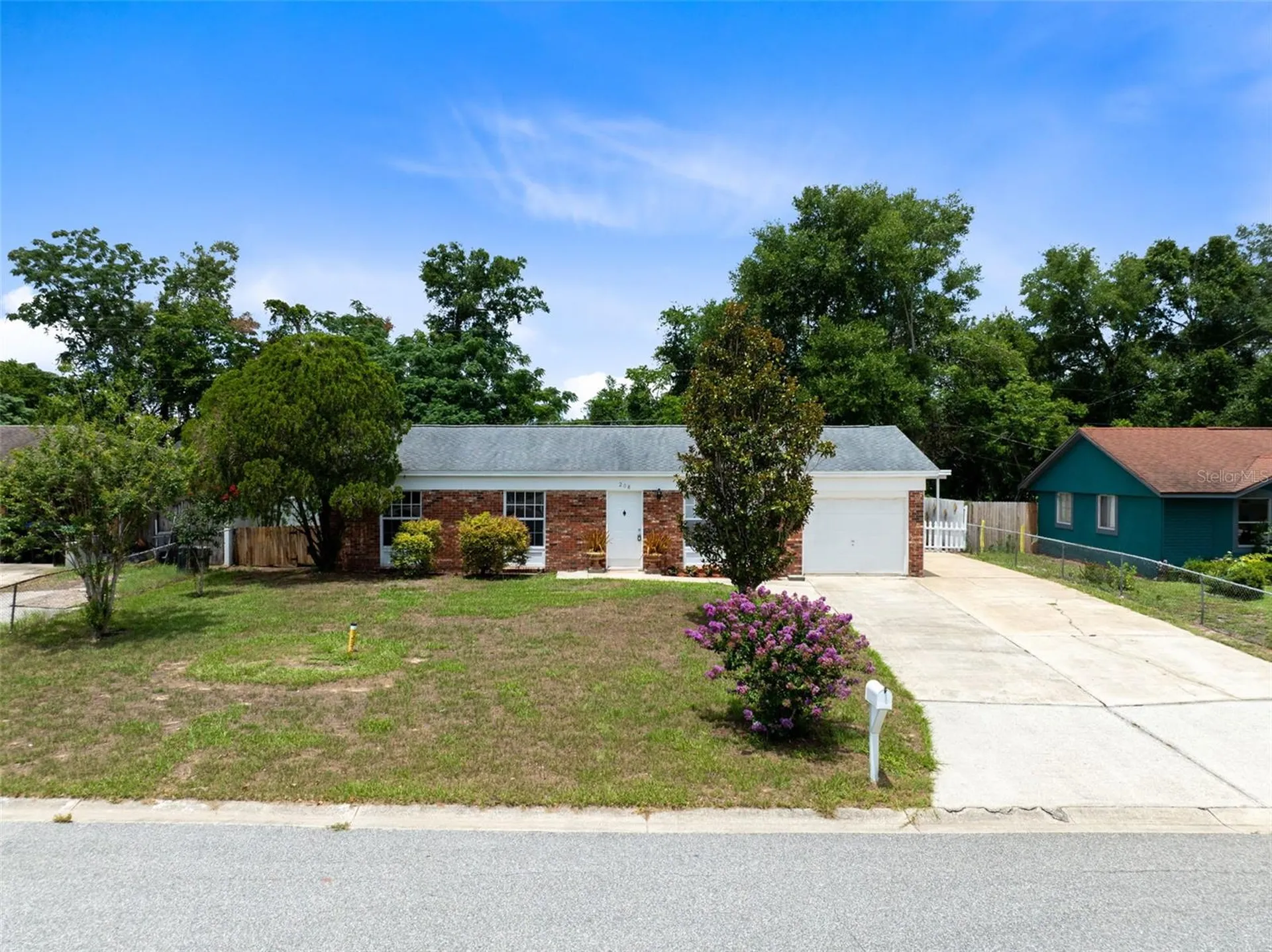 208 Avalone Drive Apopka FL 32703