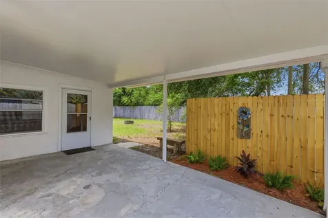 208 Avalone Drive Apopka FL 32703
