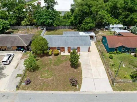 208 Avalone Drive Apopka FL 32703