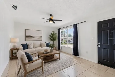 208 Avalone Drive Apopka FL 32703