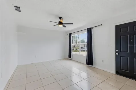 208 Avalone Drive Apopka FL 32703