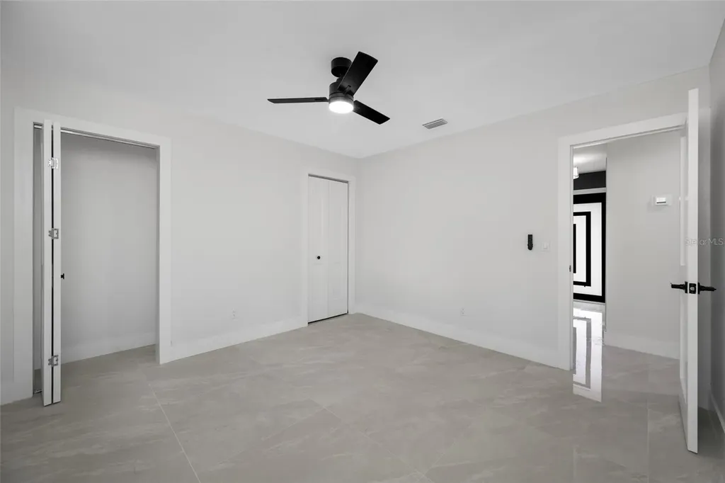 4707 W Paul Avenue Tampa FL 33611