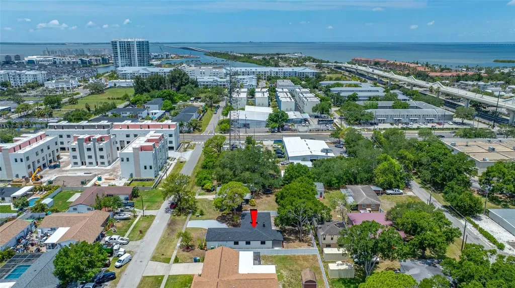 4707 W Paul Avenue Tampa FL 33611