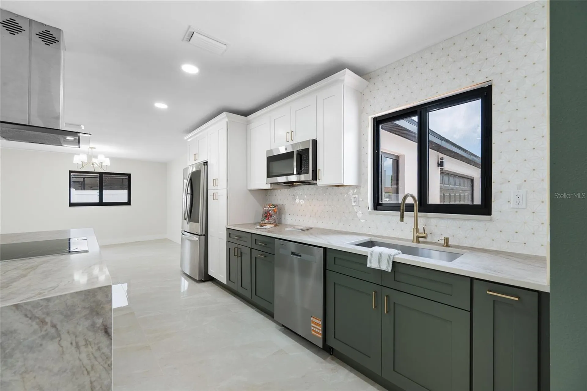 4707 W Paul Avenue Tampa FL 33611