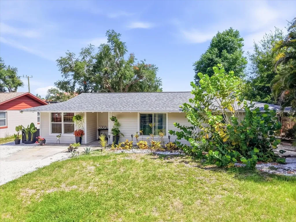 3307 3rd Avenue W Bradenton FL 34205