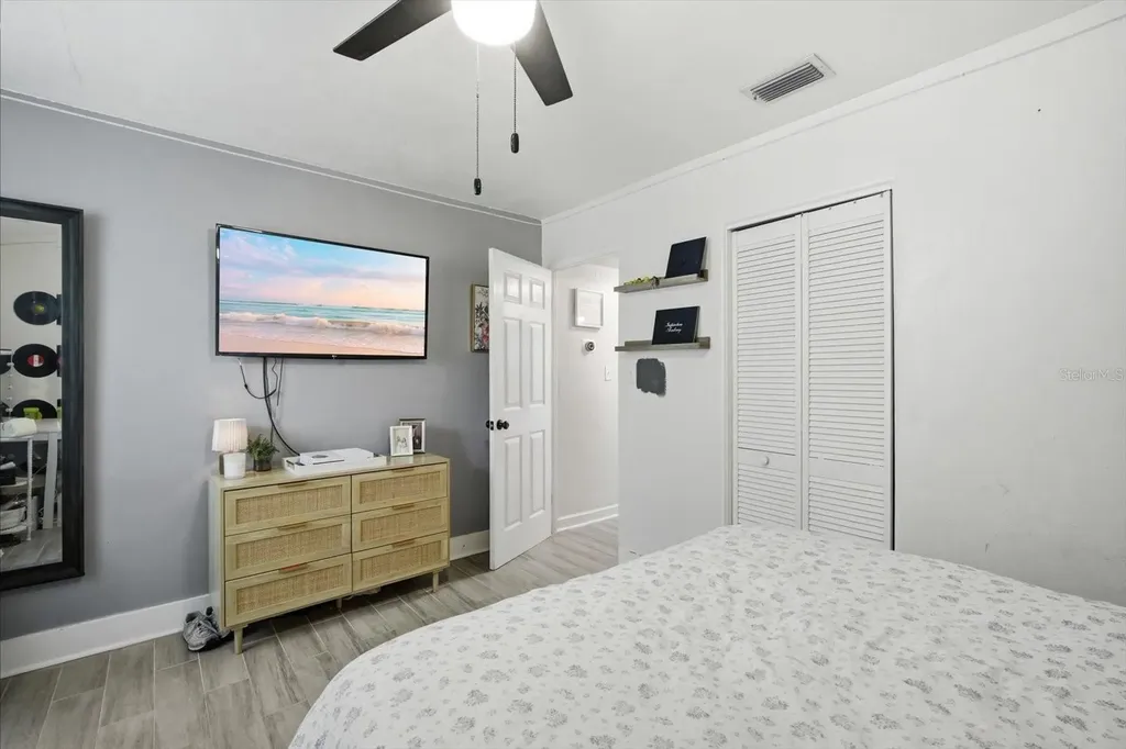 3307 3rd Avenue W Bradenton FL 34205