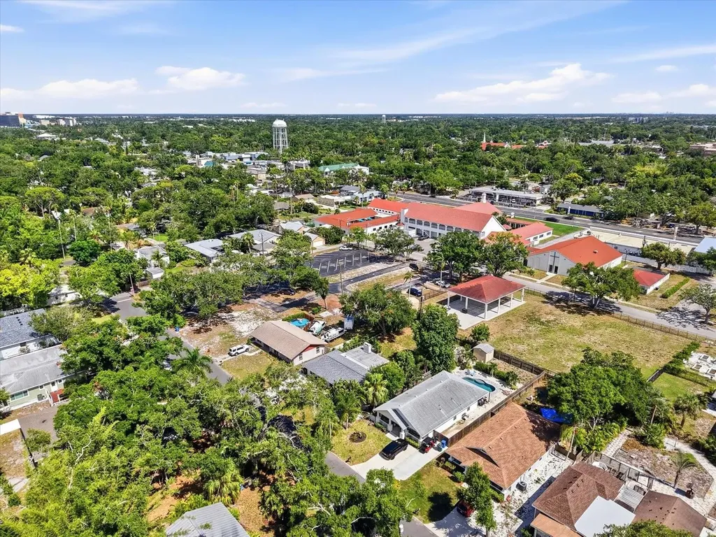 3307 3rd Avenue W Bradenton FL 34205