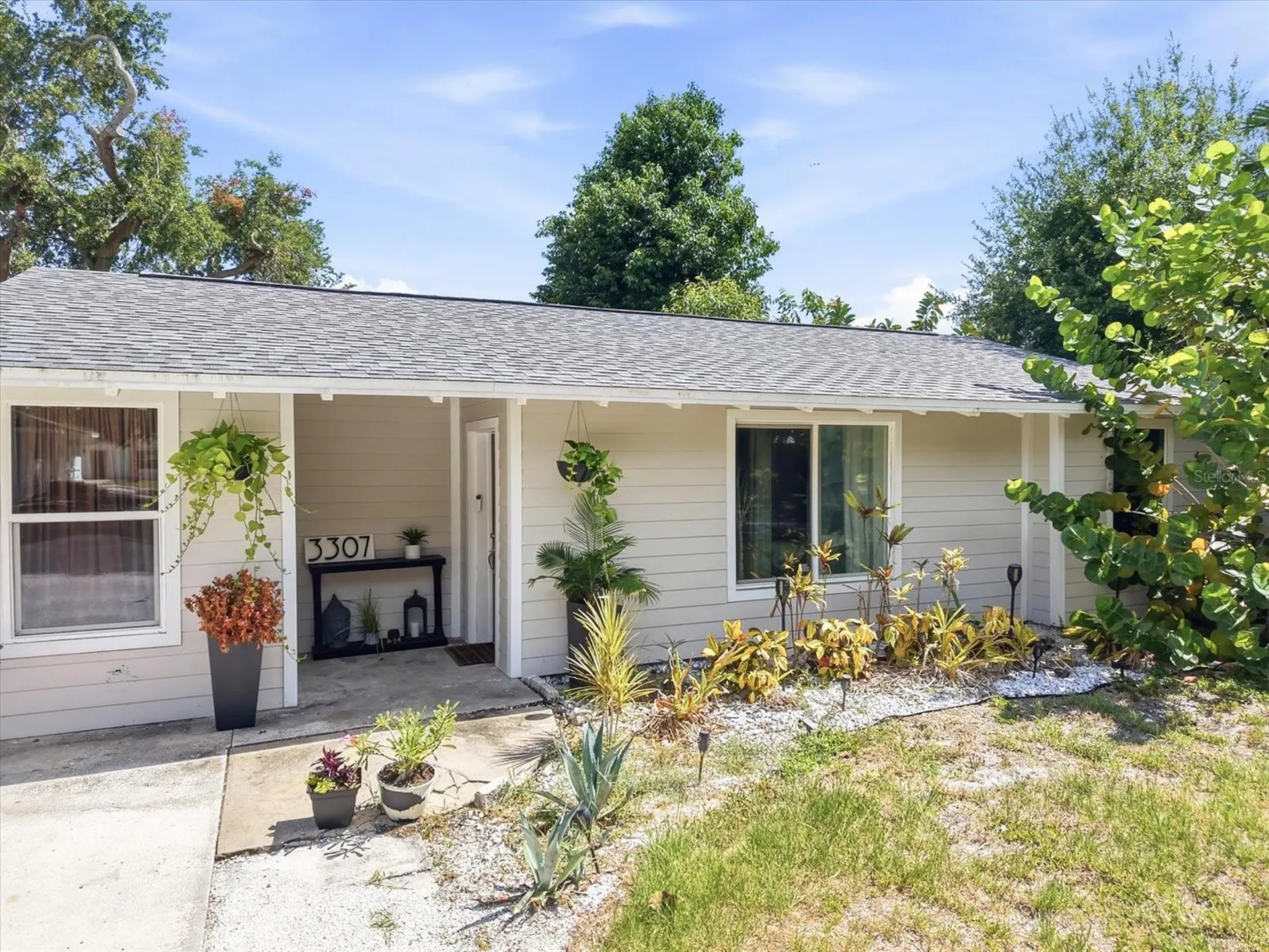 3307 3rd Avenue W Bradenton FL 34205