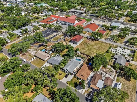 3307 3rd Avenue W Bradenton FL 34205