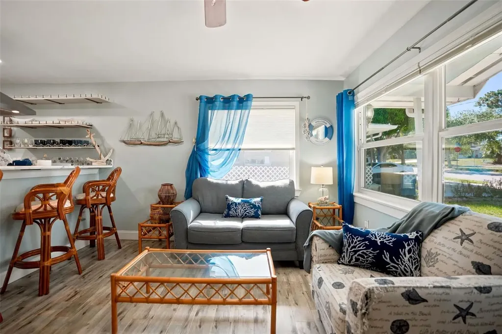 1257 Franklin Street Clearwater FL 33756