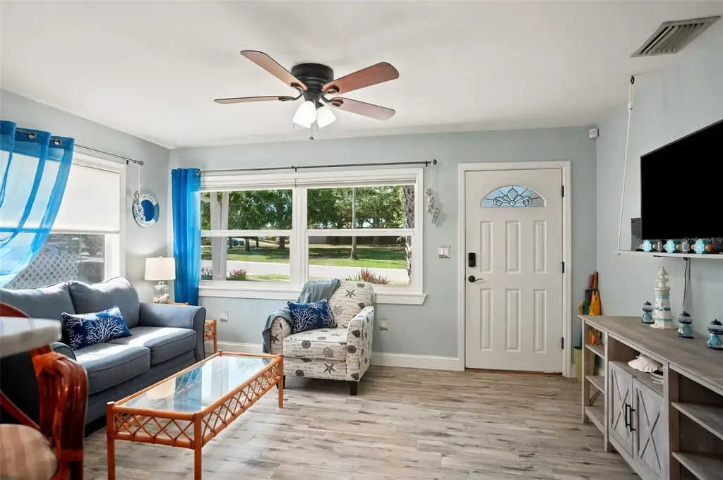 1257 Franklin Street Clearwater FL 33756