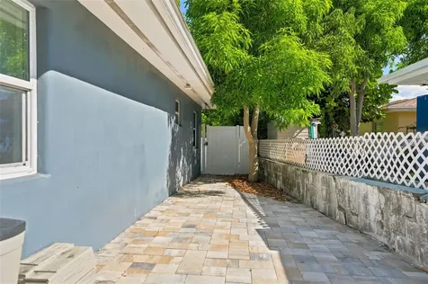 1257 Franklin Street Clearwater FL 33756