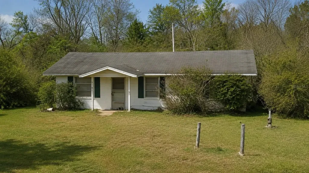 9701 Highway 97 Century FL 32535