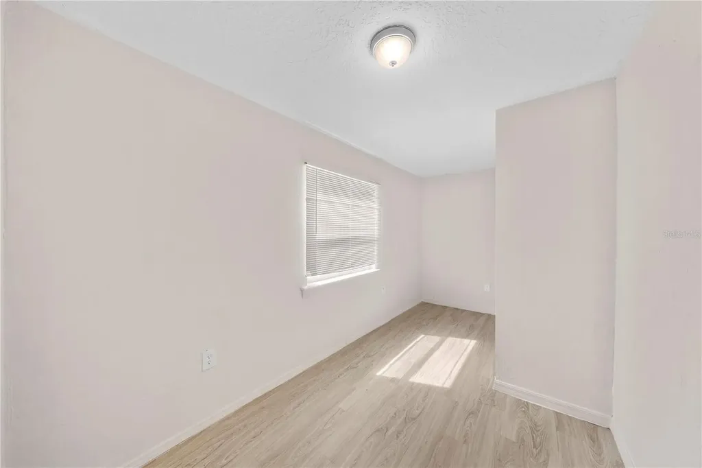 516 Pitt Street Wildwood FL 34785