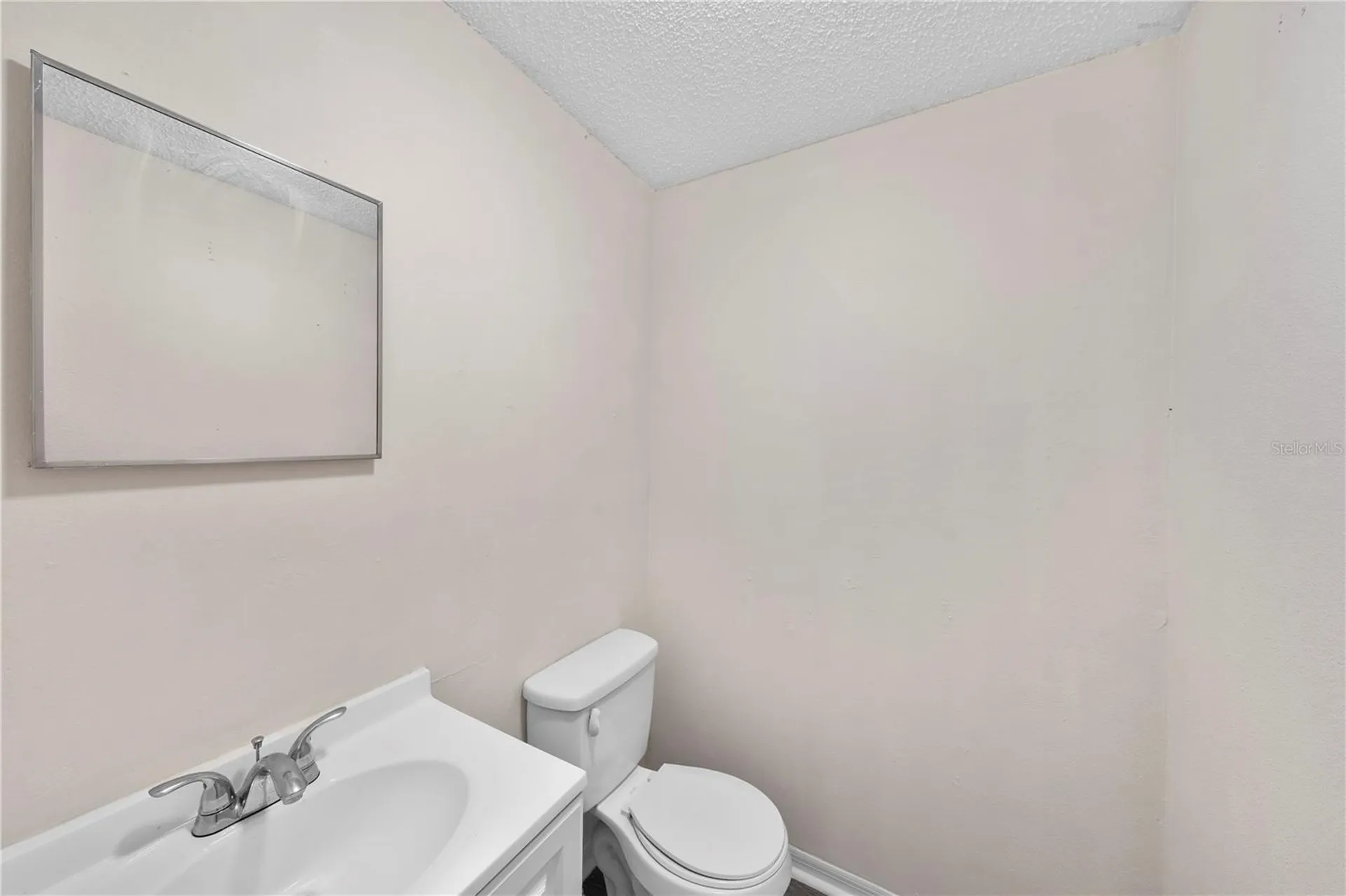 516 Pitt Street Wildwood FL 34785