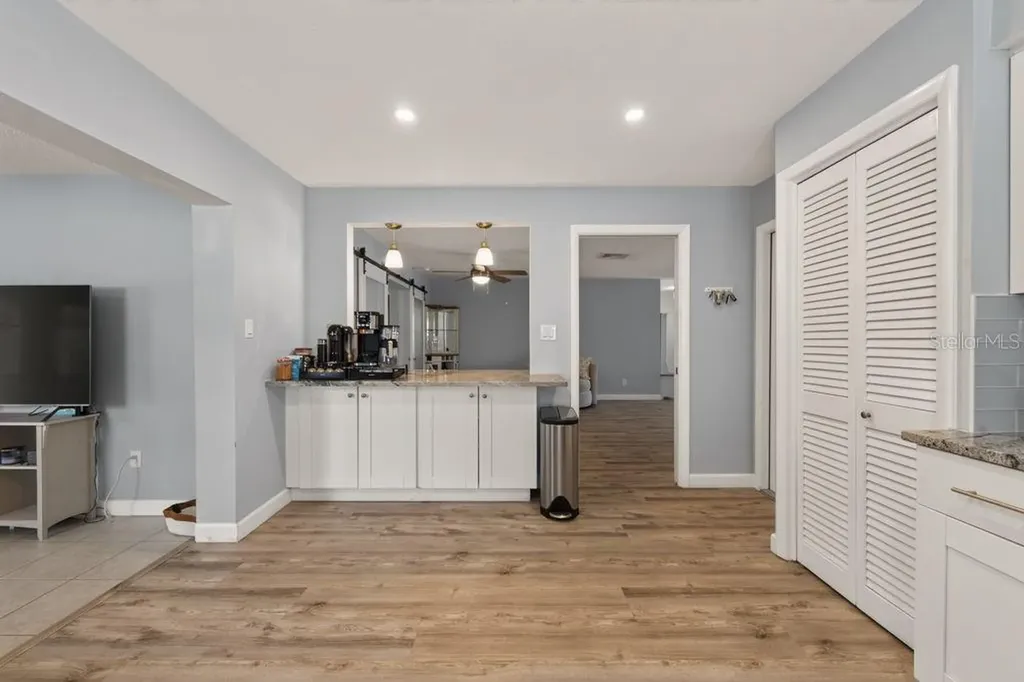 2159 Greenbriar Boulevard Clearwater FL 33763