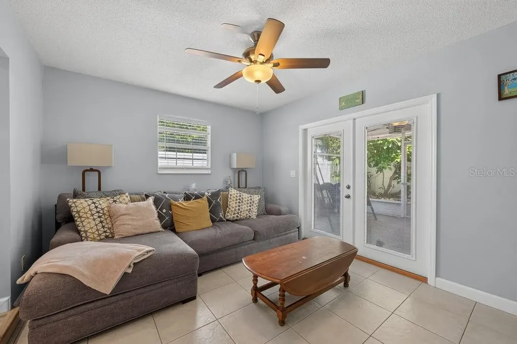 2159 Greenbriar Boulevard Clearwater FL 33763