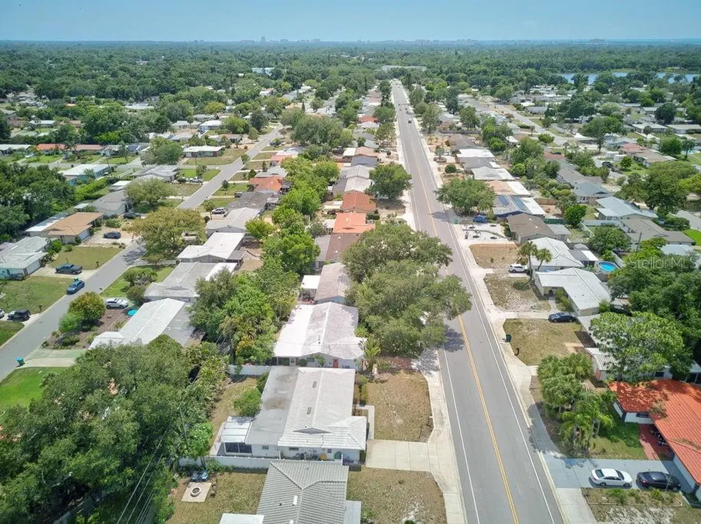 2159 Greenbriar Boulevard Clearwater FL 33763