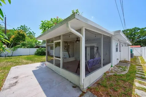 2159 Greenbriar Boulevard Clearwater FL 33763