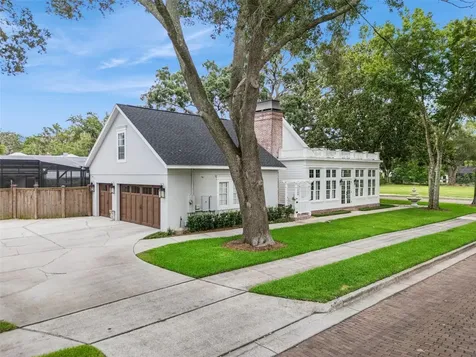 121 W Maple Street Winter Garden FL 34787