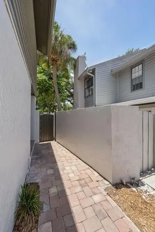 4510 W Fig Street Tampa FL 33609