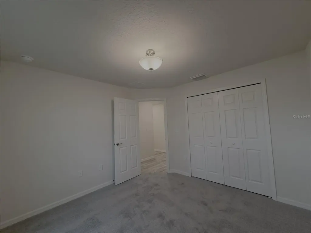 678 W Walkertown Drive Dunnellon FL 34434
