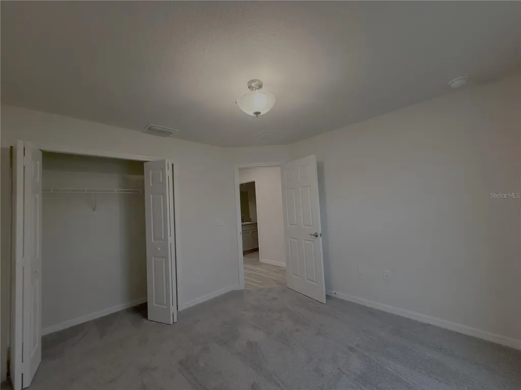 678 W Walkertown Drive Dunnellon FL 34434