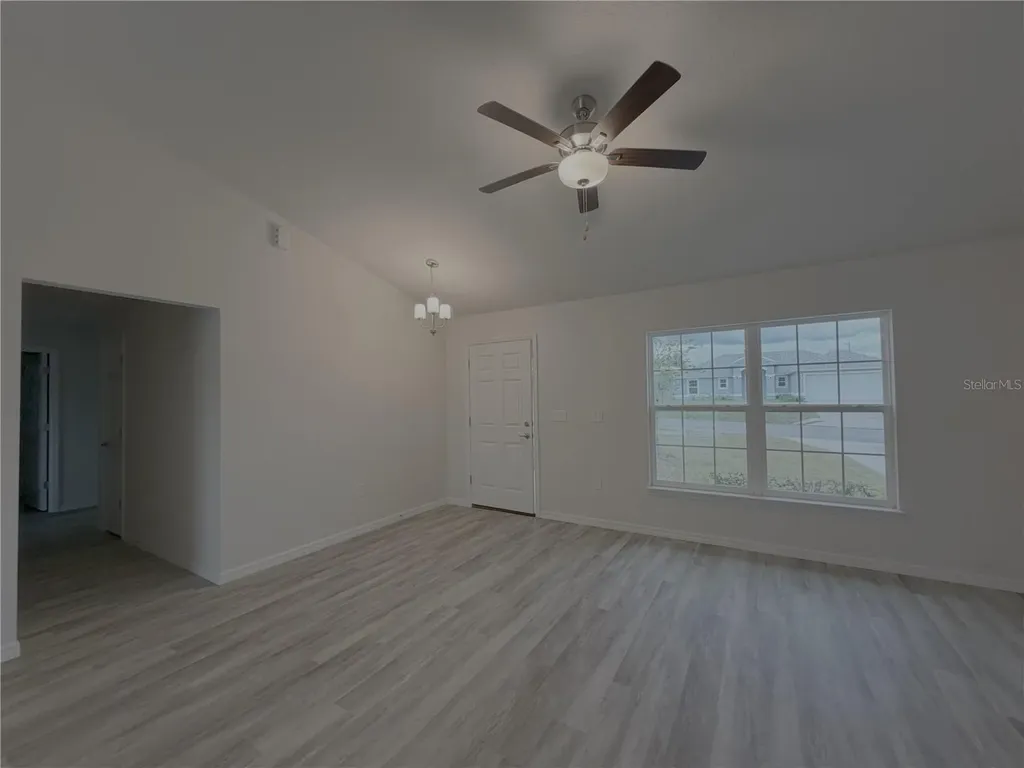 678 W Walkertown Drive Dunnellon FL 34434