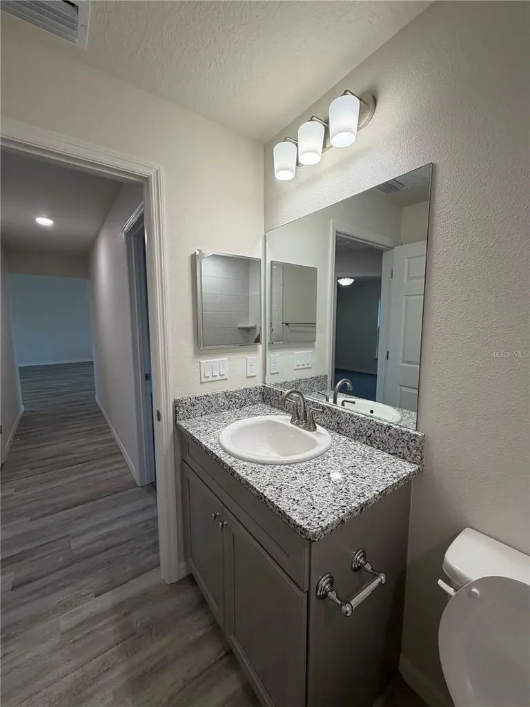 678 W Walkertown Drive Dunnellon FL 34434