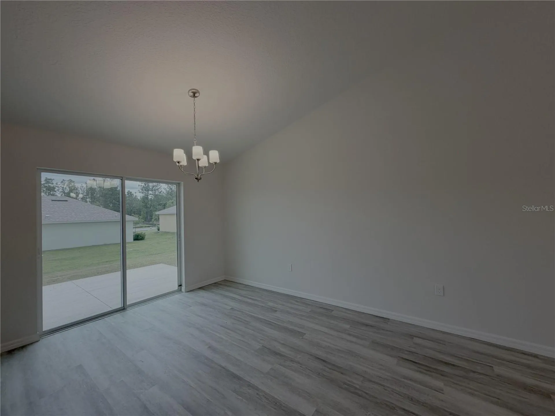 678 W Walkertown Drive Dunnellon FL 34434