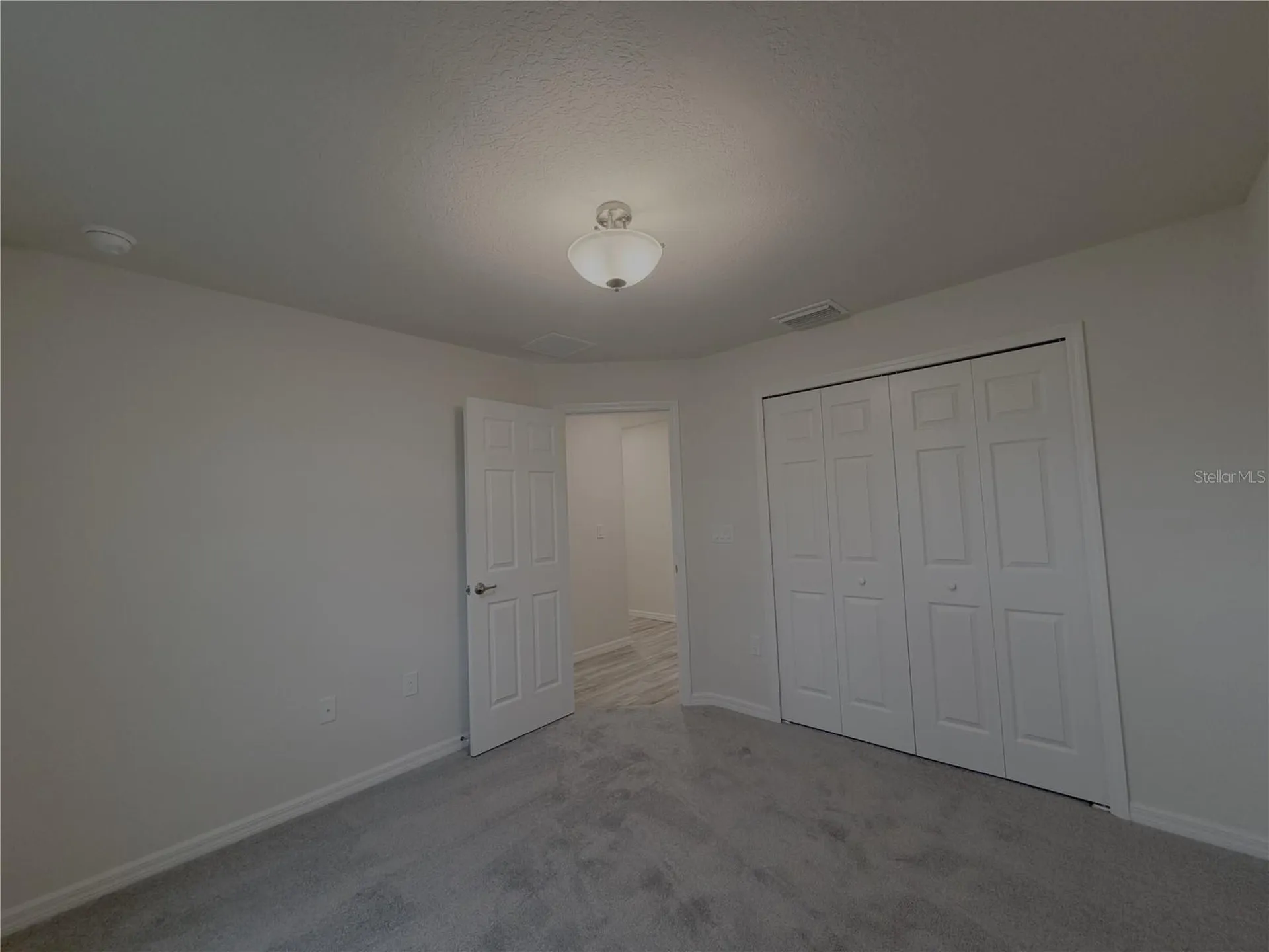 678 W Walkertown Drive Dunnellon FL 34434