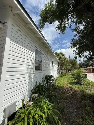 2712 E Columbus Drive Tampa FL 33605