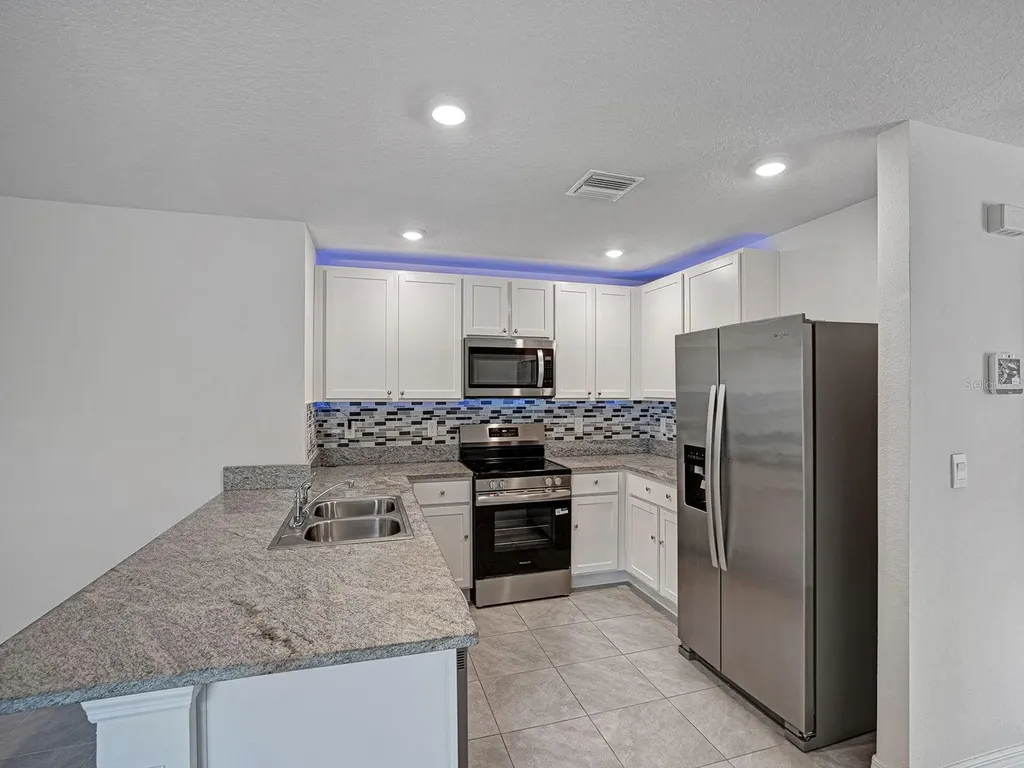 5586 Logan Cave Avenue Wimauma FL 33598