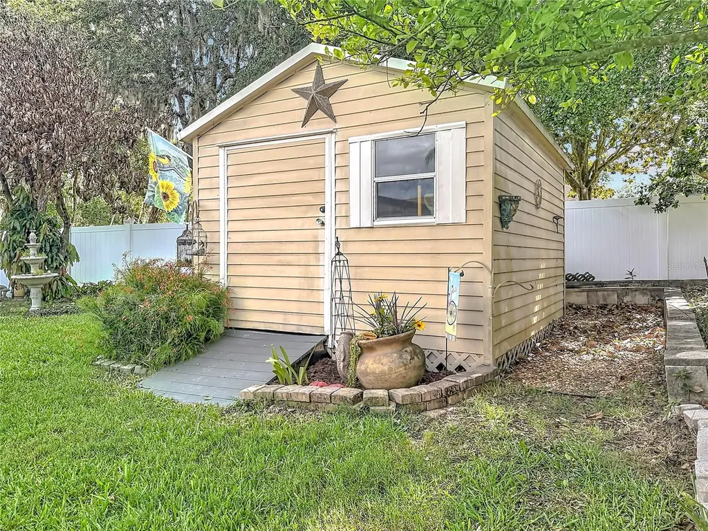 1976 Key Lime Street Ocoee FL 34761