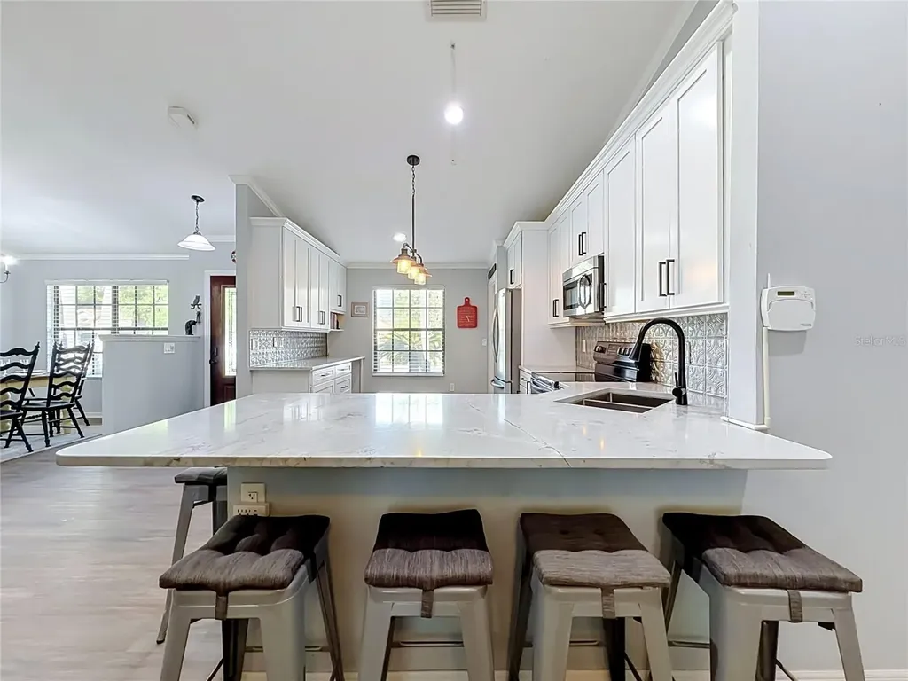 1976 Key Lime Street Ocoee FL 34761