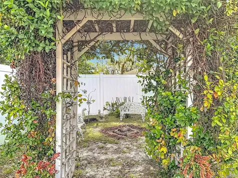 1976 Key Lime Street Ocoee FL 34761