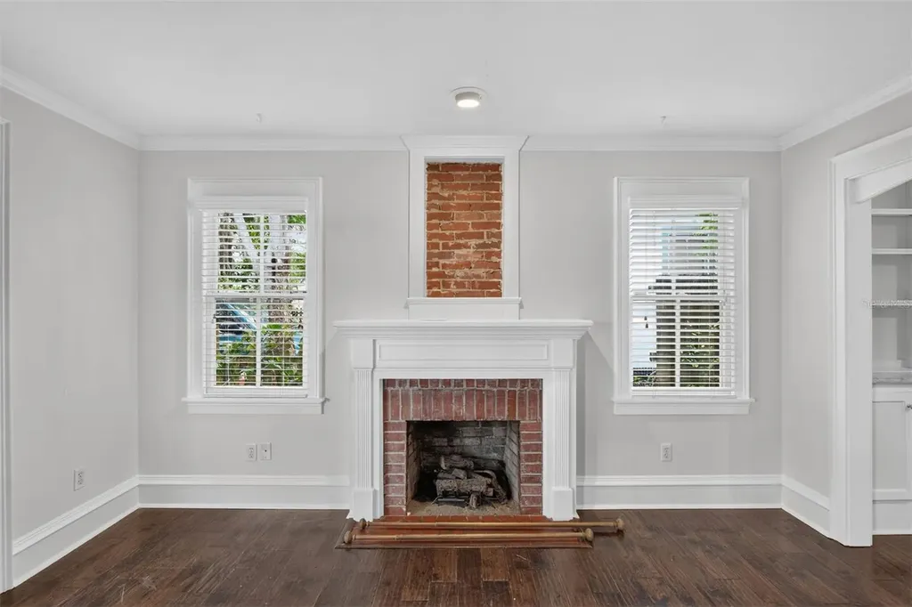 433 SE 7th Street Gainesville FL 32601
