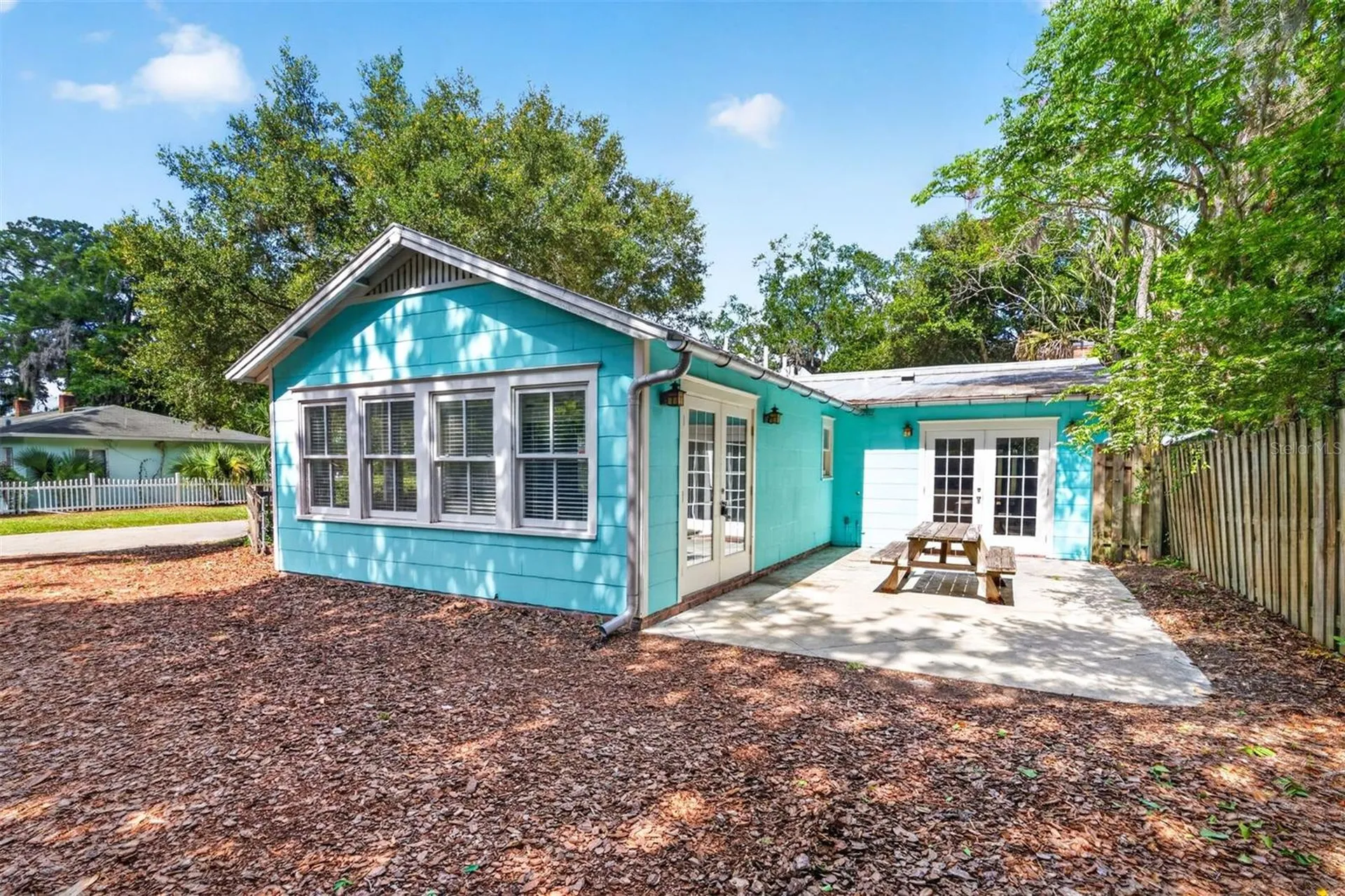 433 SE 7th Street Gainesville FL 32601