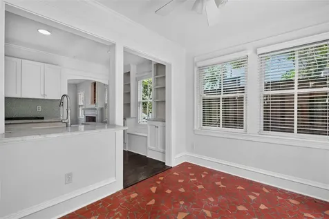 433 SE 7th Street Gainesville FL 32601