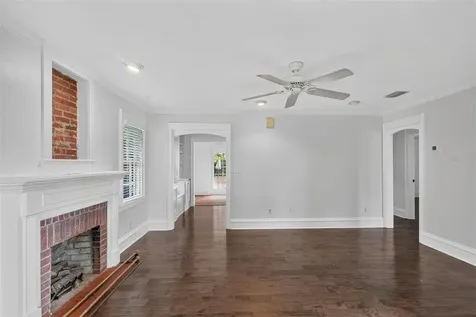 433 SE 7th Street Gainesville FL 32601