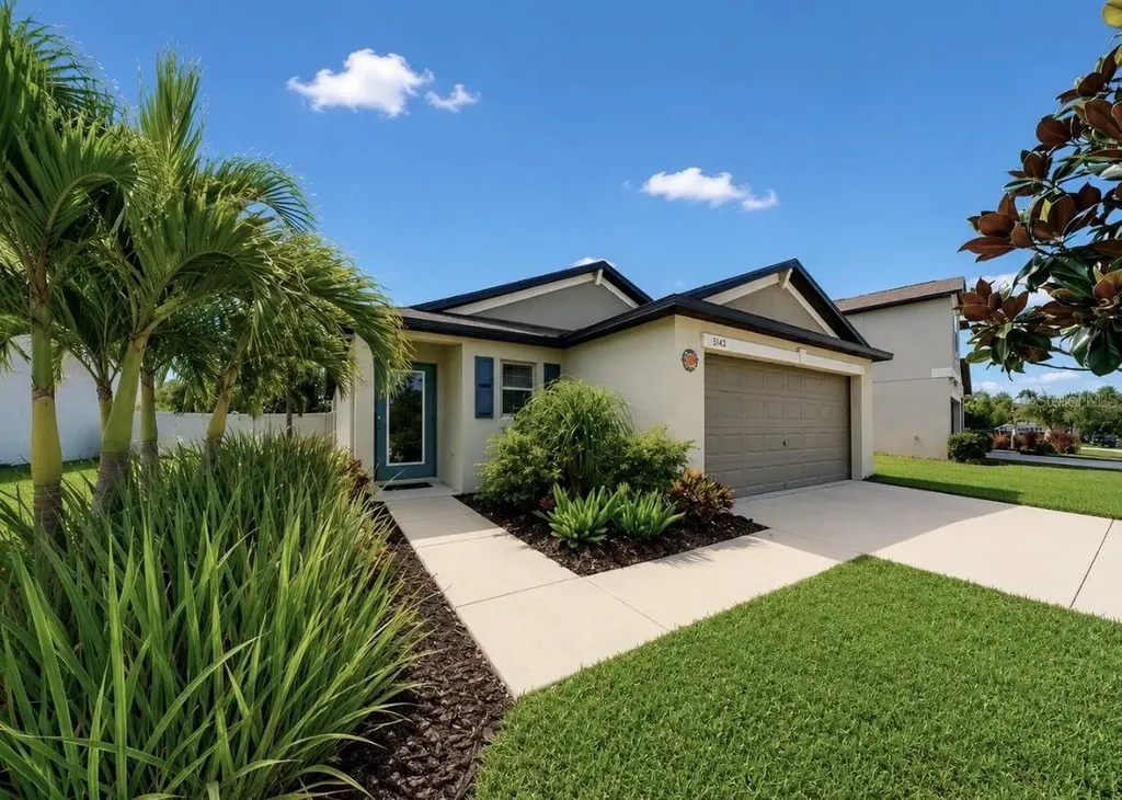 5143 White Chicory Drive Apollo Beach FL 33572