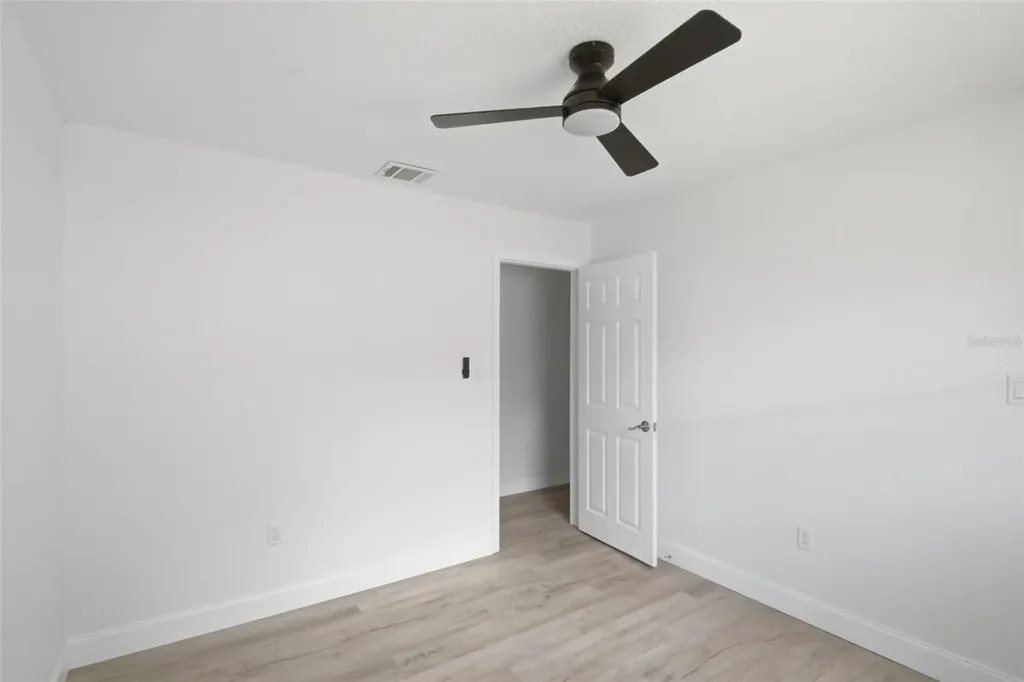2733 Castle Oak Avenue Orlando FL 32808