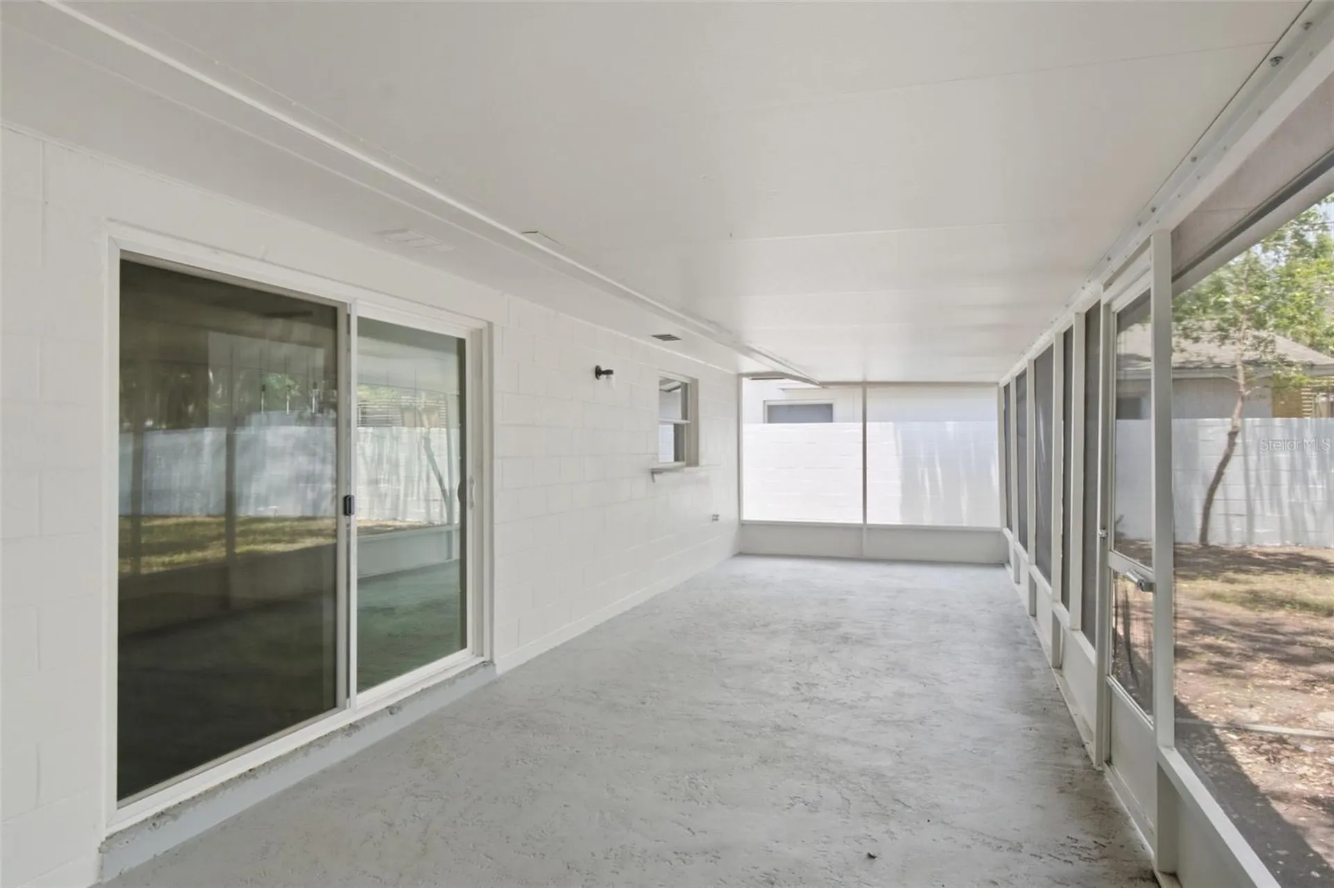 2733 Castle Oak Avenue Orlando FL 32808