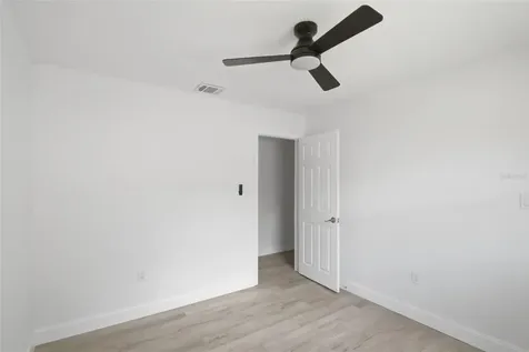 2733 Castle Oak Avenue Orlando FL 32808