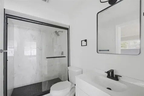 2733 Castle Oak Avenue Orlando FL 32808