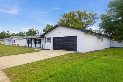 2733 Castle Oak Avenue Orlando FL 32808