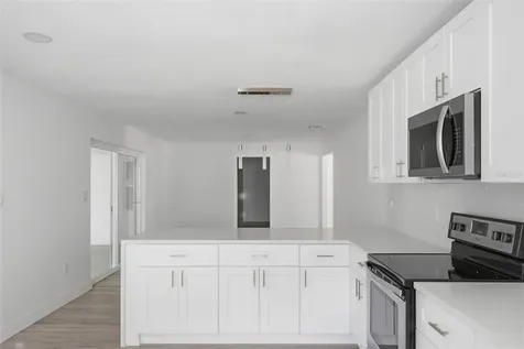 2733 Castle Oak Avenue Orlando FL 32808